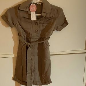 Bailey’s blossoms brand – jumpsuit – new – khaki